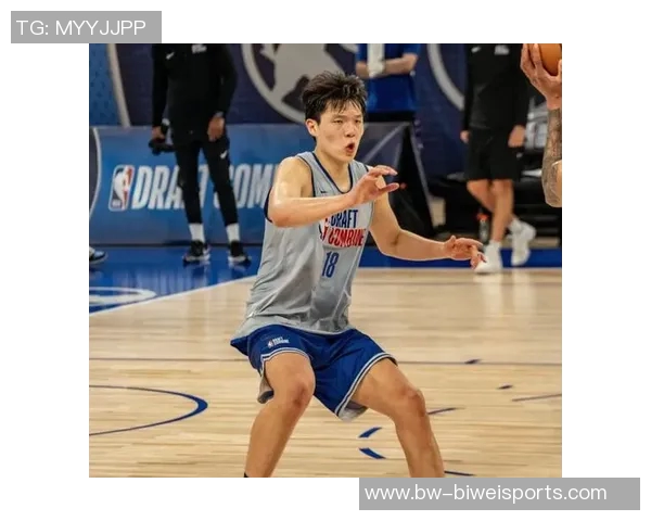 杨瀚森谈防守压力季前赛问题暴露为球队未来发展提供契机 杨瀚森谈防守压力季前赛问题暴露为球队未来发展提供契机