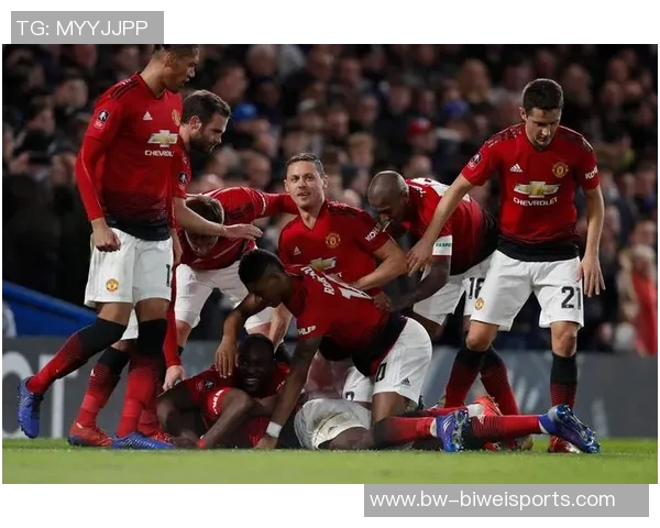 曼联冲击前五名海报发布芒特独自亮相对阵伯恩茅斯 曼联冲击前五名海报发布芒特独自亮相对阵伯恩茅斯