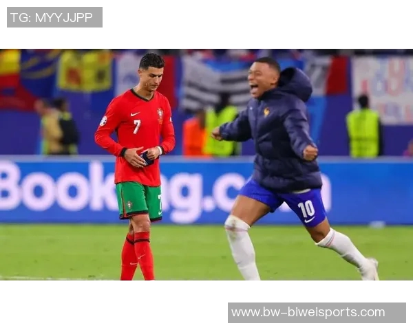 姆巴佩59球跻身21世纪年度射手榜前十C罗莱万紧随其后