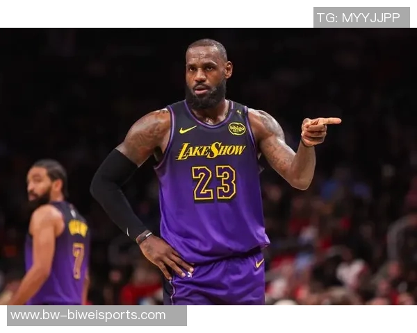 詹姆斯追平浓眉成湖人队史双双榜第十位续写传奇篇章